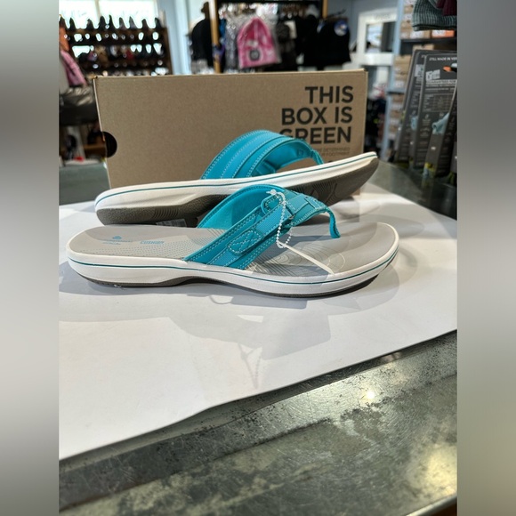 Clark’s Cloudsteppers - Picture 3 of 5